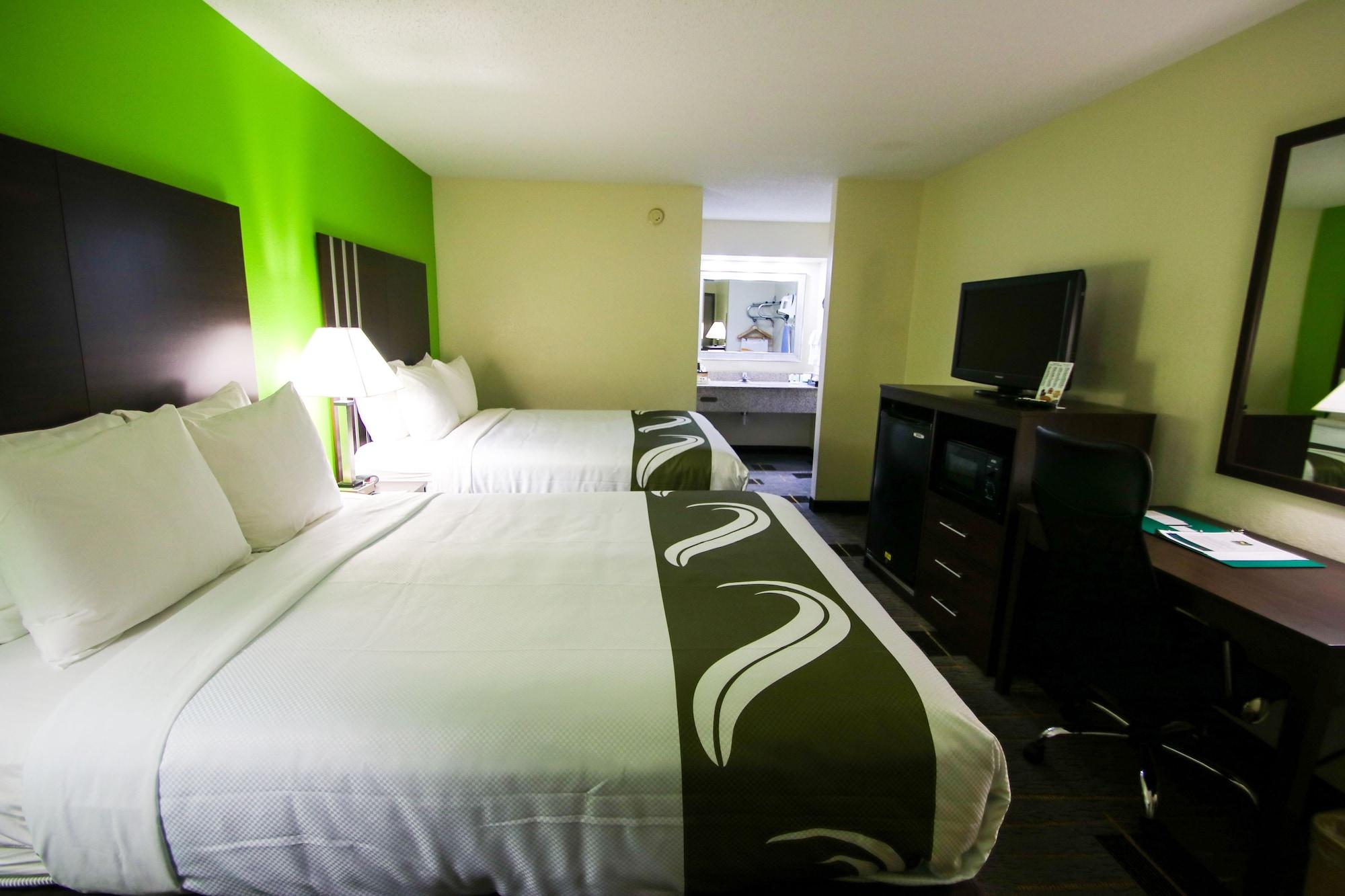 Quality Inn Cleveland Bagian luar foto