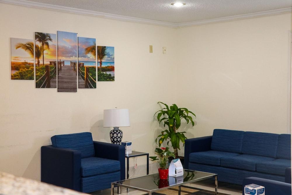 Quality Inn Cleveland Bagian luar foto