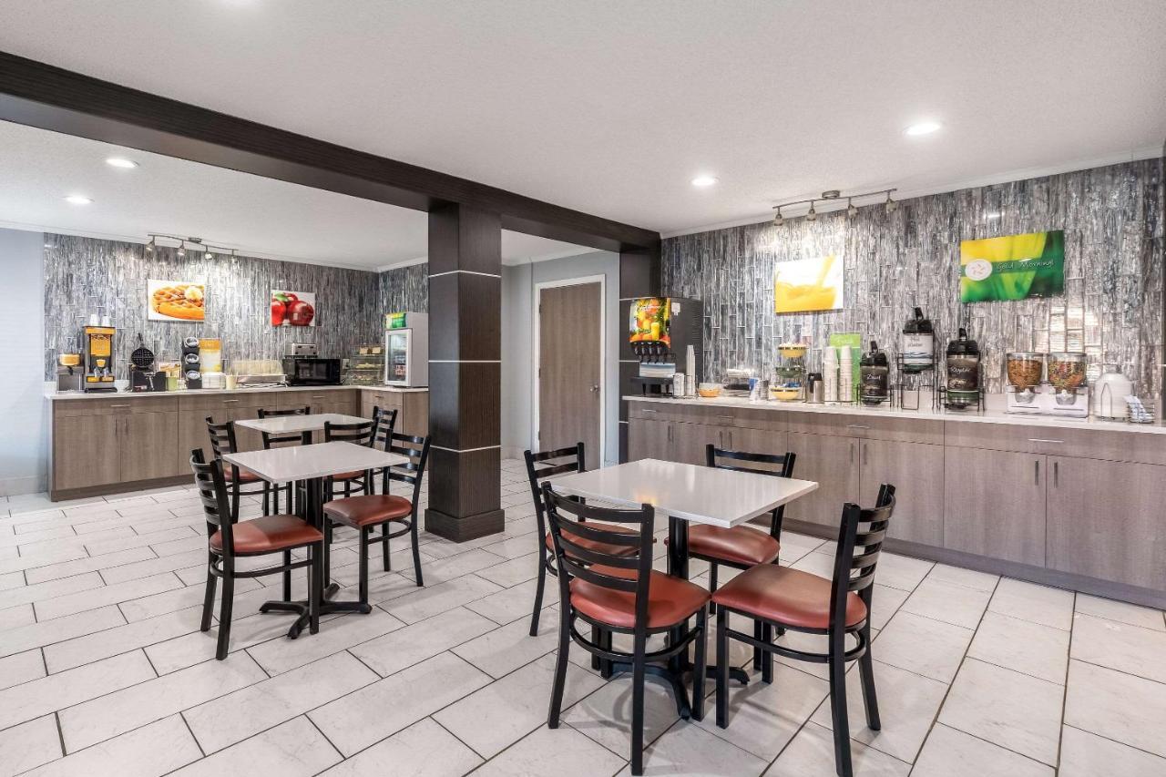 Quality Inn Cleveland Bagian luar foto