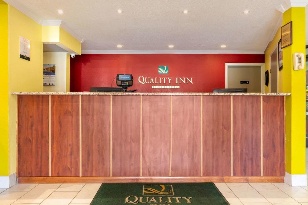 Quality Inn Cleveland Bagian luar foto